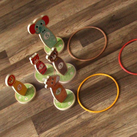 TOOKY TOY Drewniana Gra Zręcznościowa Rzut do Celu Zwierzątka 15 el. Tooky Toy TOOKY TOY Drewniana Gra Zręcznościowa Rzut do Celu Zwierzątka 15 el. Tooky Toy
