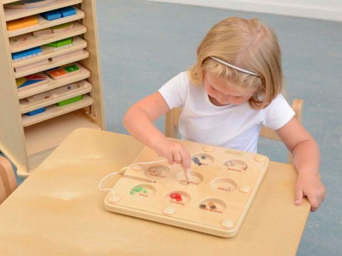 MASTERKIDZ Co Przyciągnie Magnes Edukacyjna Gra Tabliczka Montessori Masterkidz MASTERKIDZ Co Przyciągnie Magnes Edukacyjna Gra Tabliczka Montessori Masterkidz
