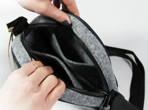 Torba filcowa TWIST Krakowiak Bertoni Torba filcowa TWIST Krakowiak Bertoni