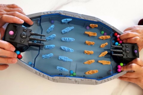WOOPIE Gra Zręcznościowa "Bitwa Morska" Statki 3D Wyrzutnia Kulek Woopie WOOPIE Gra Zręcznościowa "Bitwa Morska" Statki 3D Wyrzutnia Kulek Woopie