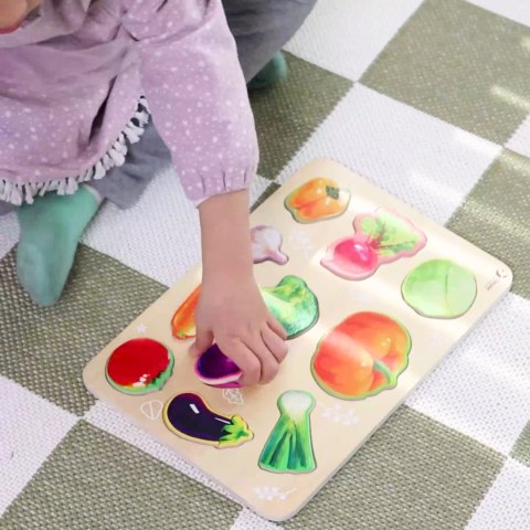 CLASSIC WORLD Drewniana Układanka Montessori Warzyw Classic World CLASSIC WORLD Drewniana Układanka Montessori Warzyw Classic World
