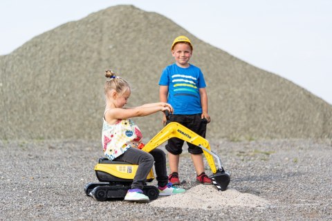 FALK Koparka Komatsu Obrotowa Łopata + Kask FALK FALK Koparka Komatsu Obrotowa Łopata + Kask FALK